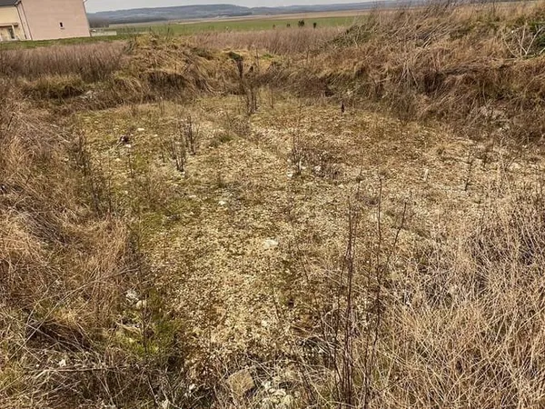 Terrain 840 m²