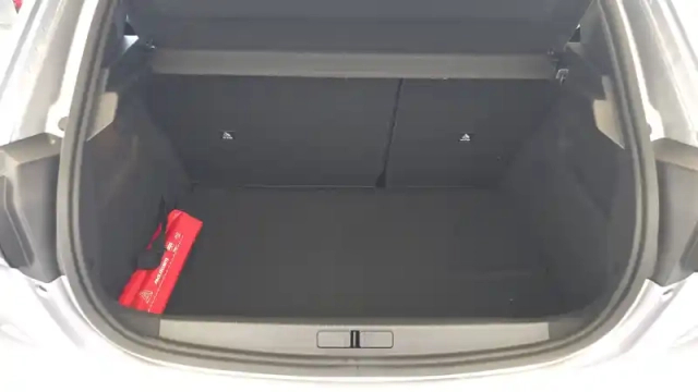Peugeot 208 puretech 100 s&amp;s bvm6 — photo 13