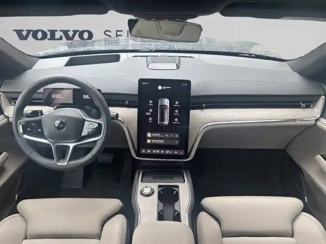 Volvo Ex90 twin awd 408 ch 1edt — photo 4