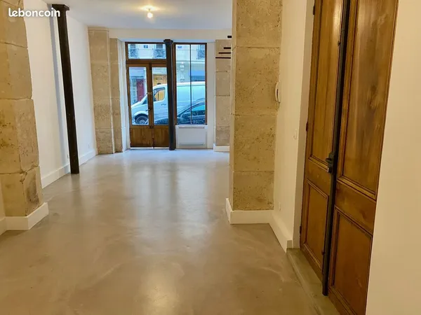 Local commercial 31m² Paris 9ème