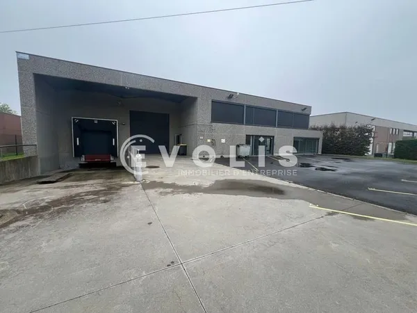 Locaux d'activité - A LOUER - 1 155 m² non divisibles
