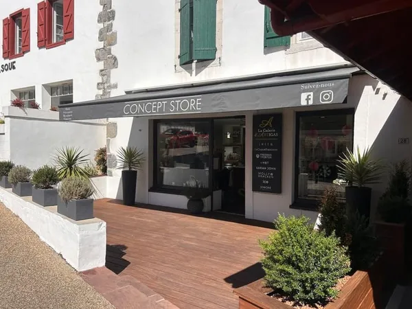 Fonds de commerce - Emplacement premium & local refait à neuf