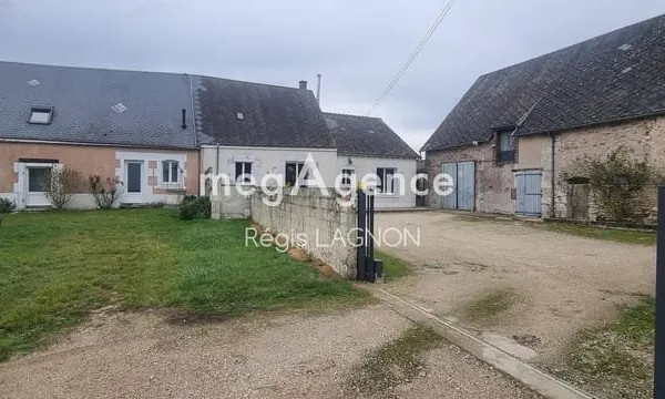 A saisir, Idéal pour investisseurs et / ou résidence principale, ensemble immobilier de 160m2 habita