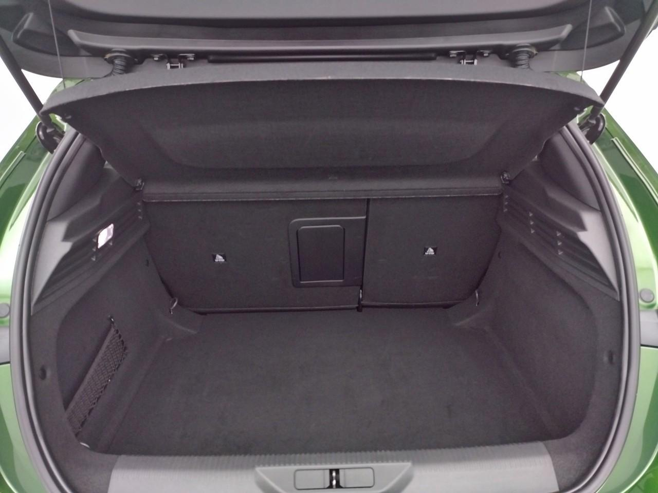 Peugeot 308 puretech 130ch s&s eat8 allure — photo 14