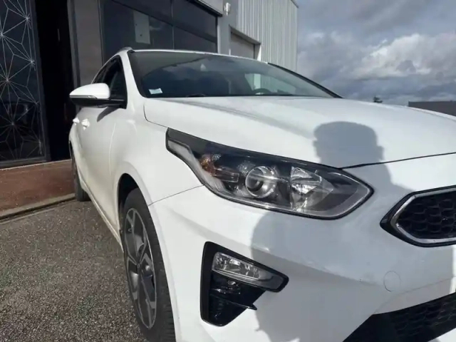 Kia Ceed sw 1.4 t-gdi 140 ch isg dct7 — photo 16