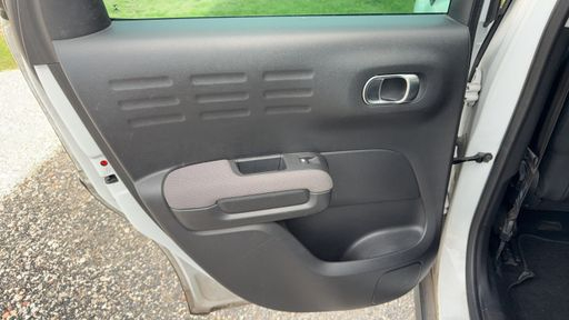 Citroen C3 Aircross 1.2 PureTech 110 EAT6 - Feel Business – 2018 – 105379 km – Essence – Boîte Automatique — photo 42