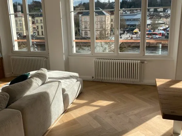Centre Ville Epinal Superbe T4 de 115 m² rénové avec balcon et vue sur la Moselle