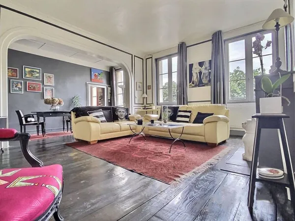Appartement 5 pièces 218 m²