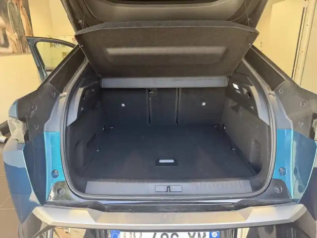 Peugeot 3008 electrique 325 ch 4x4 73 kwh — photo 12