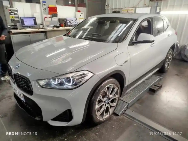 Bmw X2 xdrive 25e 220 ch bva6 m mesh edition