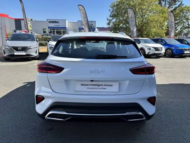 Kia Xceed 1.5 t-gdi 140 ch bvm6 — photo 4