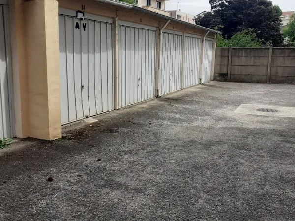 Garage 17 m2
