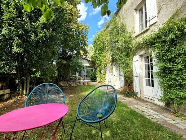 Maison 9 pièces 223 m²