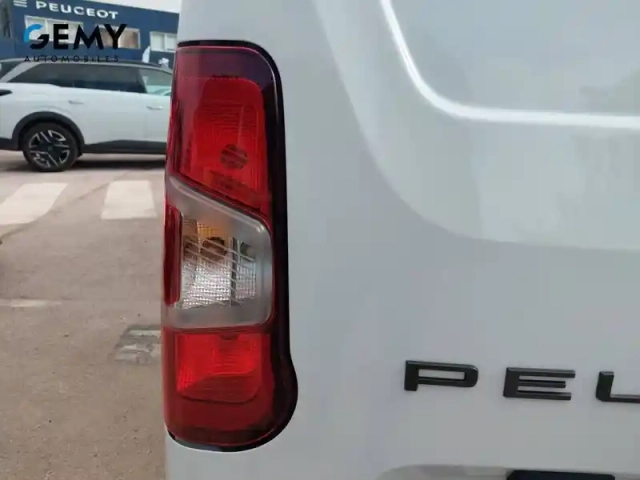 Peugeot Partner fgn diesel 100 ch m manuelle — photo 20