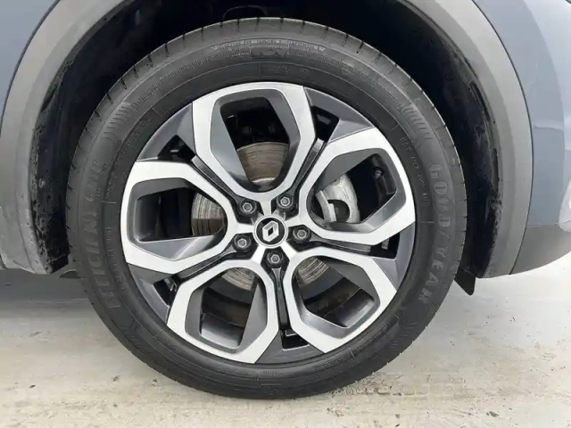 Renault Captur e-tech plug-in 160 - 21 — photo 45