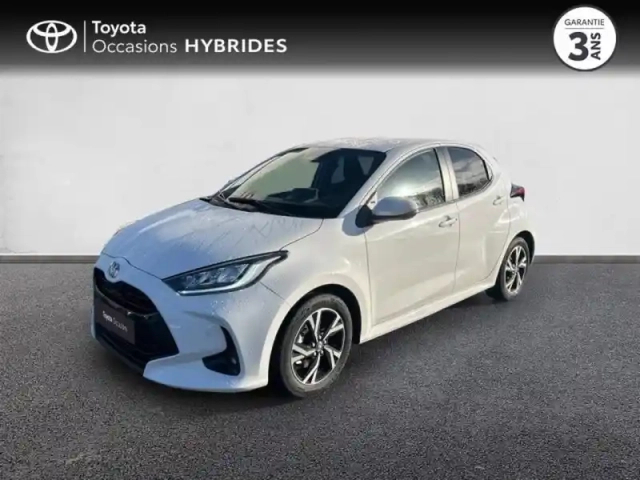 Toyota Yaris 116h design 5p my25