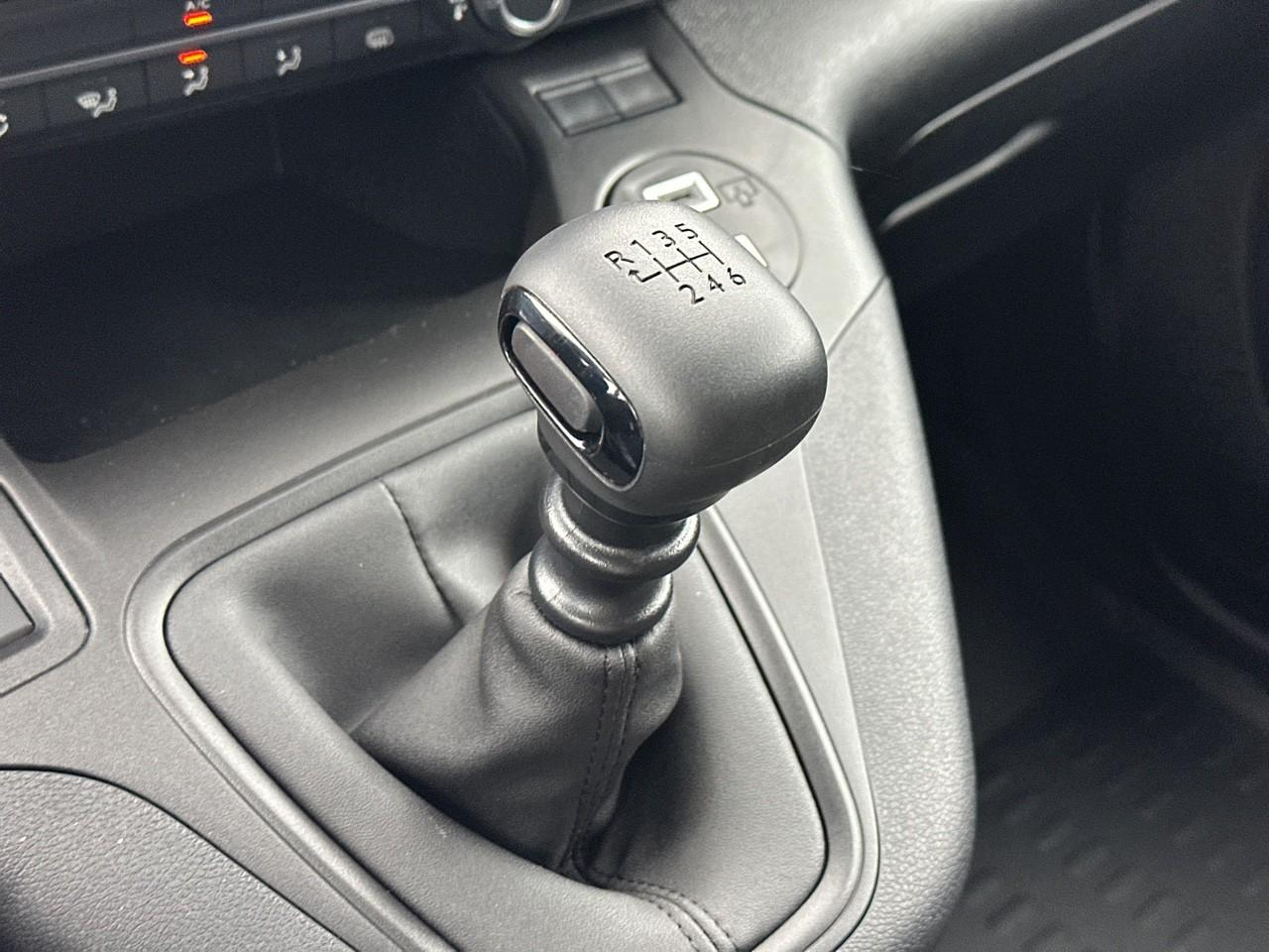 Citroën Berlingo van m diesel 100 ch manuelle — photo 30