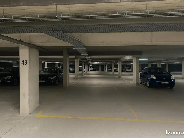 Parking 15 m² Pontoise