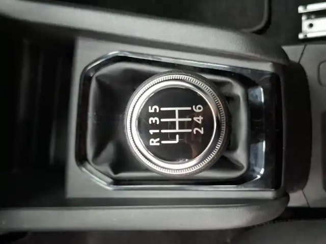 Renault Clio blue dci 100 — photo 2