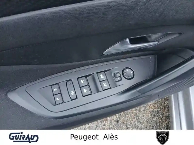 Peugeot 308 puretech 130ch s&amp;s bvm6 — photo 12