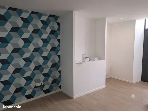 Local commercial / professionnel 35 m² - Idéal profession libérale ou avocat - Blois (Rue du 1er Sep