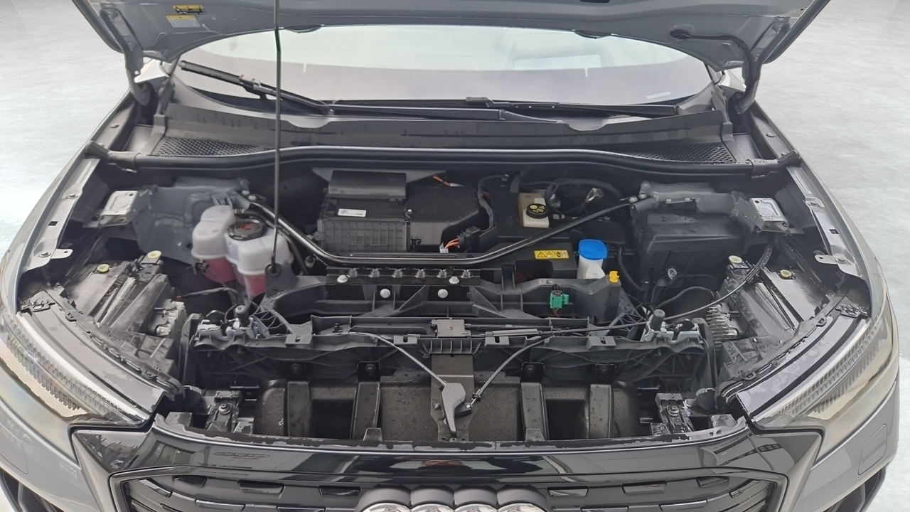 Audi Q4 e-tron Sportback 55 340 ch 82 kWh quattro — photo 15