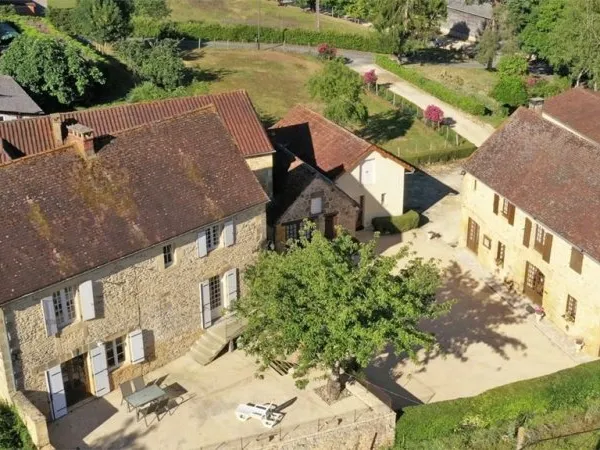 Maison de campagne 30 pièces 650 m²