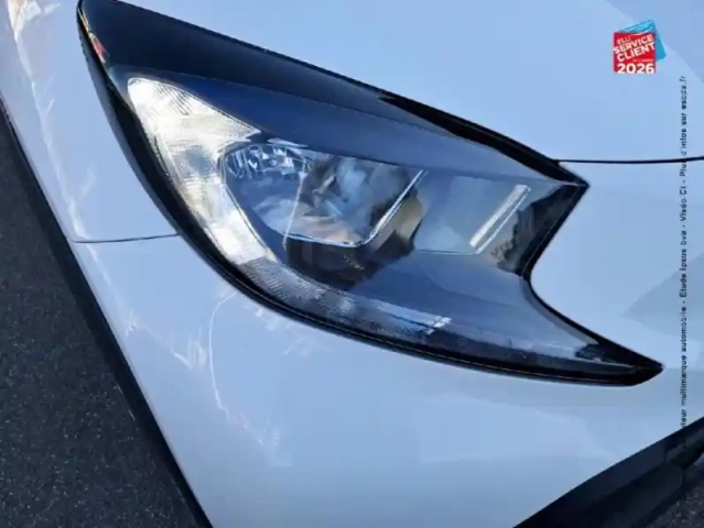 Toyota Aygo X 1.0 vvt-i 72ch dynamic — photo 13