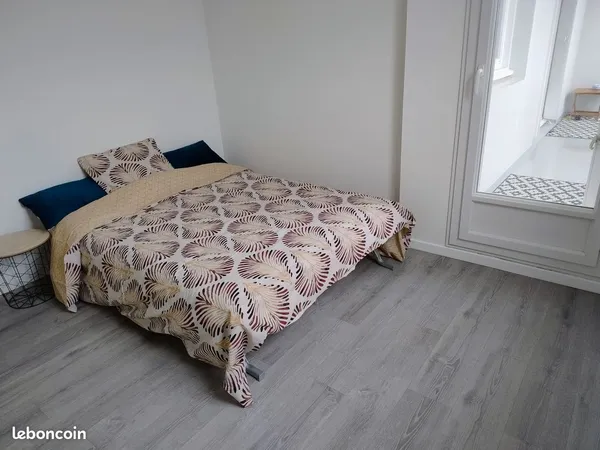 Colocation chambre meublée