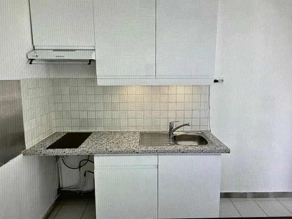 2 PIECES 28 M2 CONTACTE RDV cogelenoirchristophe@gmail.com