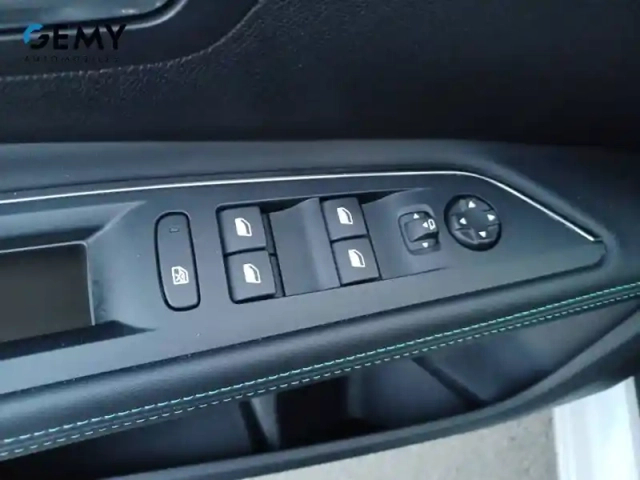 Peugeot 5008 puretech 130ch s&amp;s eat8 — photo 12