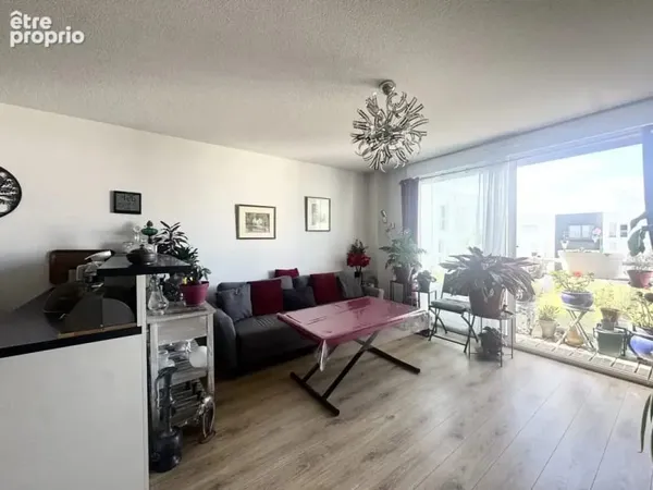 Appartement 2 pièces 46 m² à vendre à Bordeaux (33100)