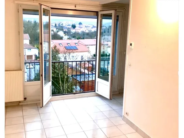 T3 TOUL Centre Ville avec Parking&Balcon& Jardin - Saint Evre