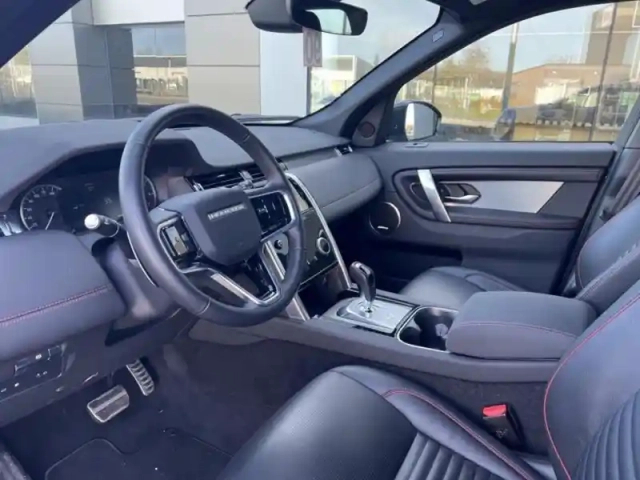 Land Rover Discovery Sport p300e r-dynamic se awd bva mark vi — photo 22