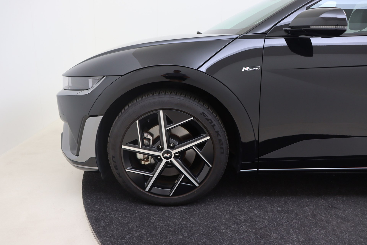 Hyundai Ioniq 5 — photo 36