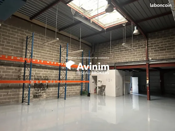 Local 220 m² Argenteuil