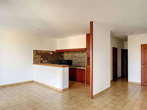 Appartement 2 pièces 79 m²