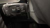 Peugeot 2008 1.2 Hybrid 145ch Allure e-DCS6 — photo 25