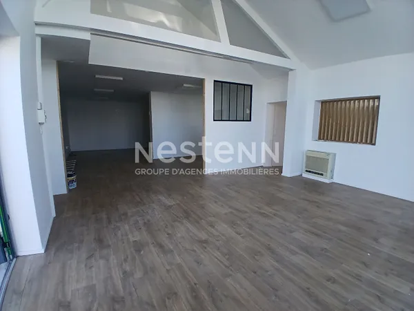 A LOUER Local commercial de 95 m2 sur AURAY