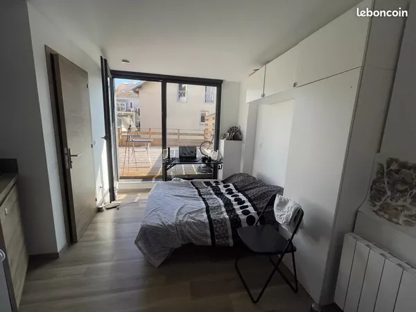 Studio 1 pièce 16 m²