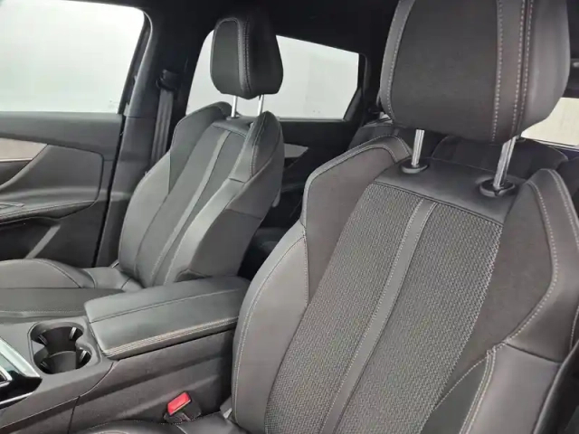 Peugeot 5008 puretech 130ch s&amp;s eat8 — photo 24