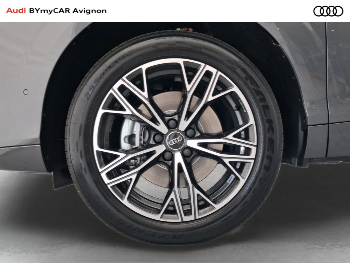 Audi Q3 Sportback e-hybrid 272 ch S tronic 6 — photo 17
