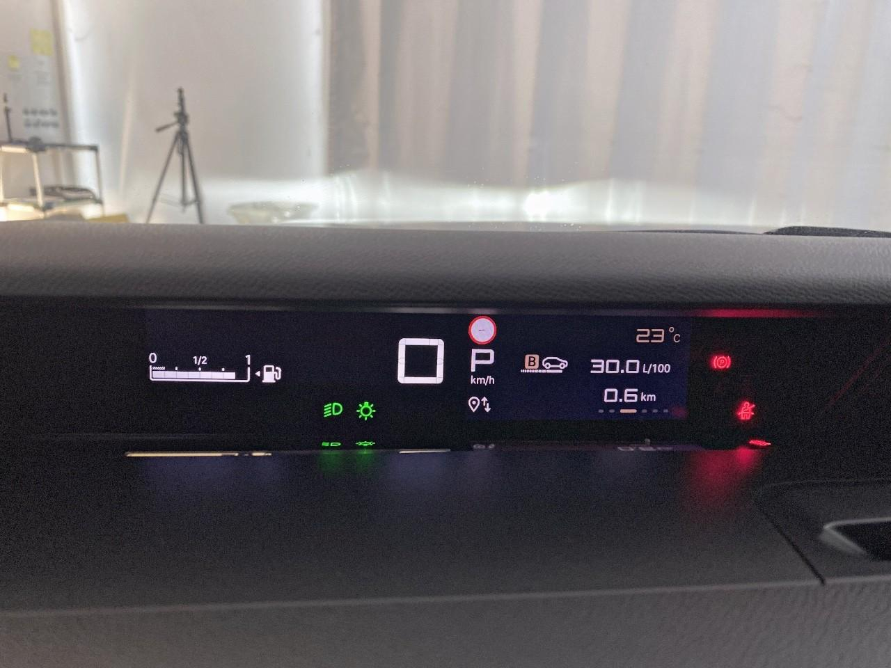 Citroën C3 Aircross hybride 145 ch aut plus — photo 13
