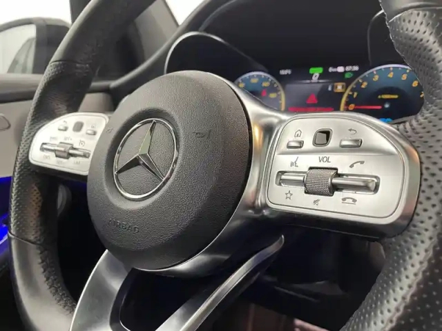 Mercedes Glc 300 e 9g-tronic 4matic — photo 25