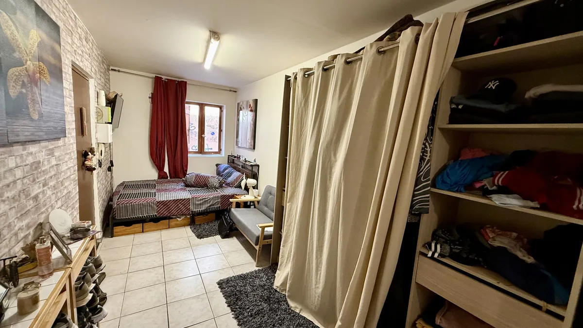 Photo 3
