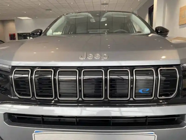 Jeep Avenger 115 kw 4x2 — photo 85