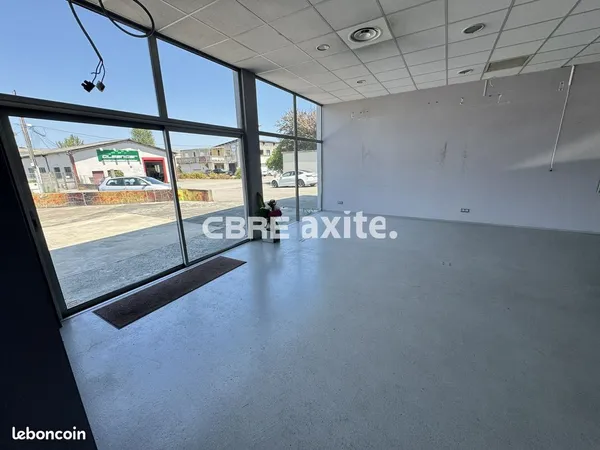 Local commercial 368 m² CHAMBERY