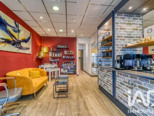 Fonds de commerce 1 pièce 107 m²