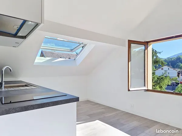 Studio 1 pièce 15 m²