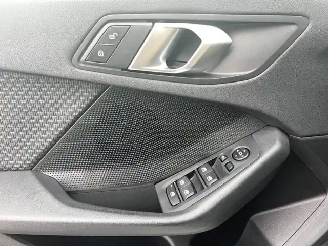 Bmw Serie 1 118i 136 ch dkg7 — photo 30